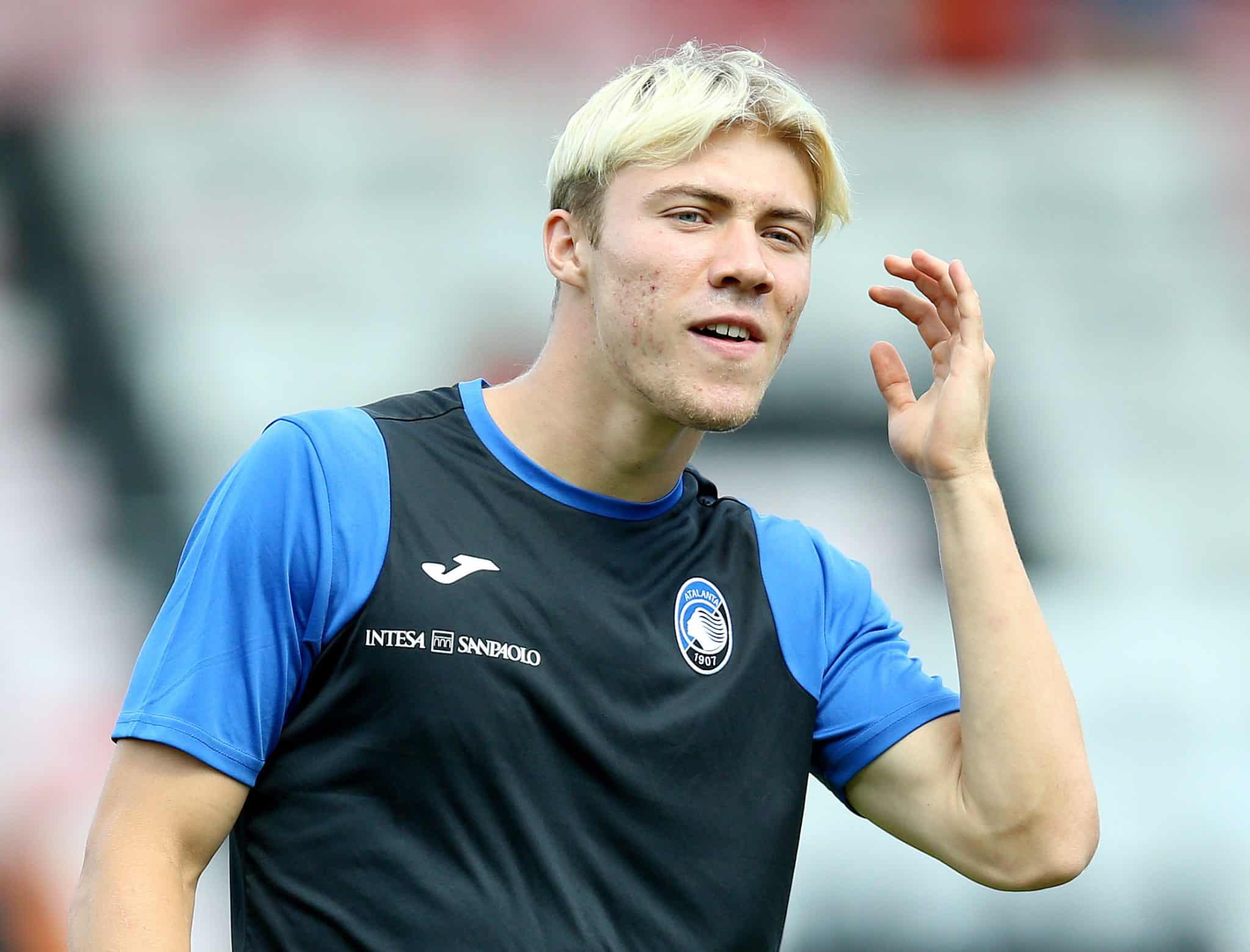 Hojlund a ‘Walmart Haaland’, have Man United ‘been conned’? – Fans question new rivalry