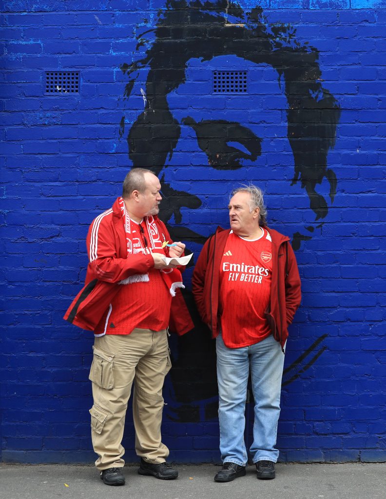 Arsenal fans in Lens will number 1,810 at least