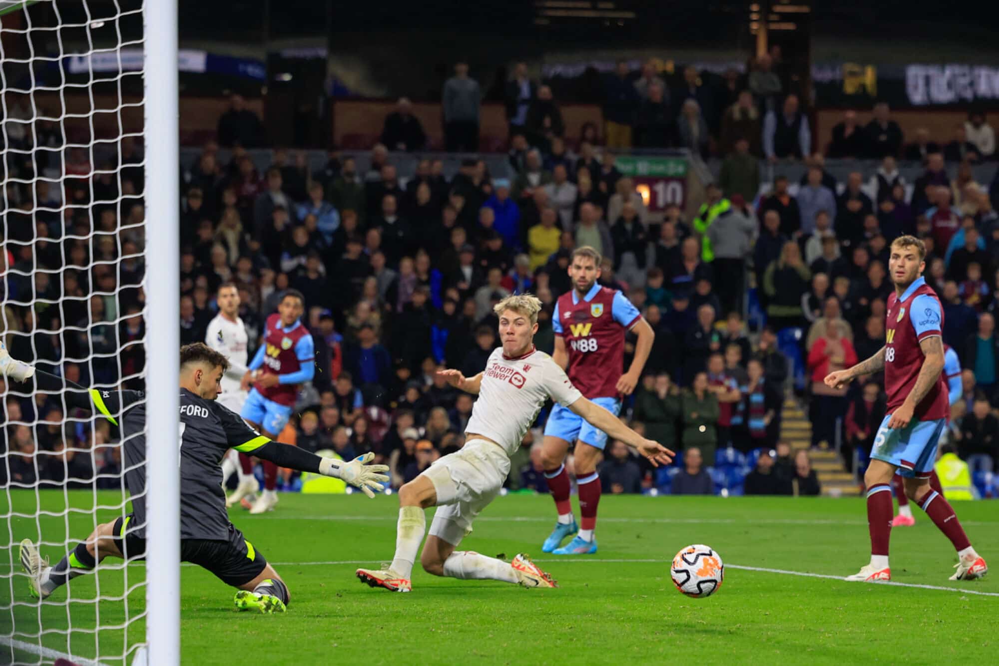 Burnley away fan guide 2025–26: Full list of Premier League away fixtures