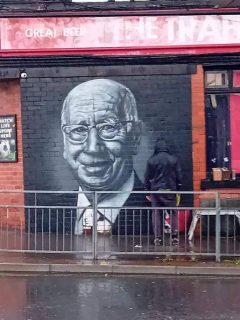 Where is the new Sir Bobby Charlton mural? Guide for Manchester United fans
