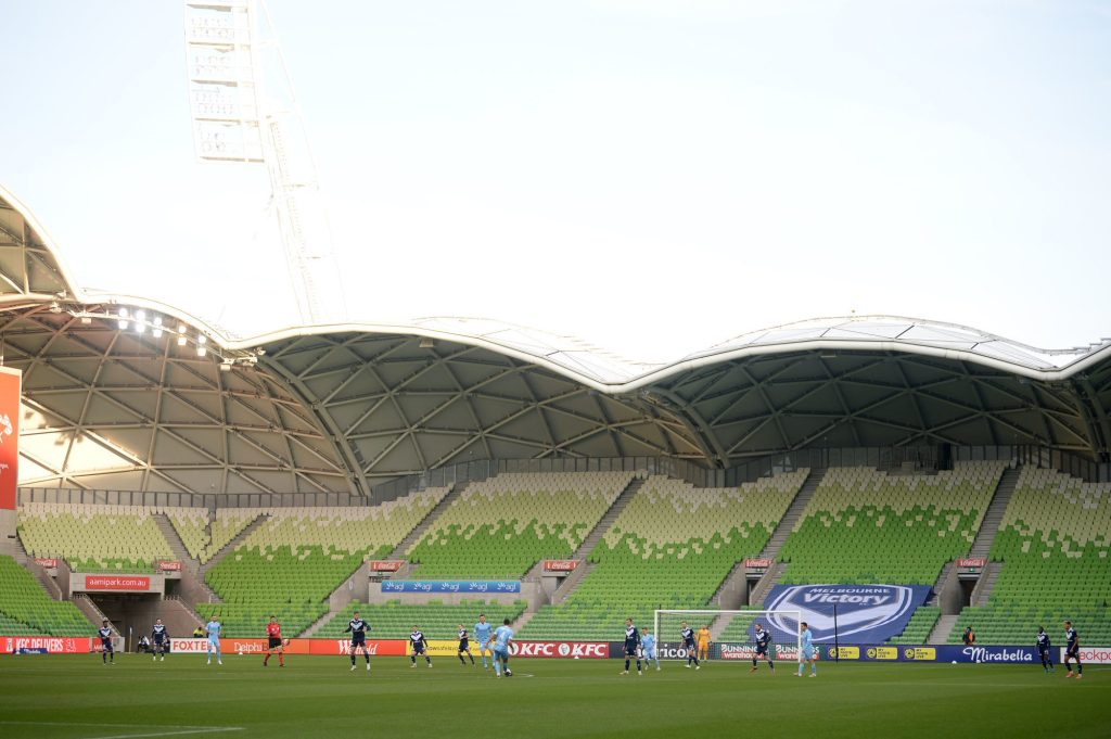 The ten biggest football stadiums in Australia 6 Melbourne Victory and Melbourne both play their home matches at the Melbourne Rectangular Stadium, otherwise known as AAMI Park.