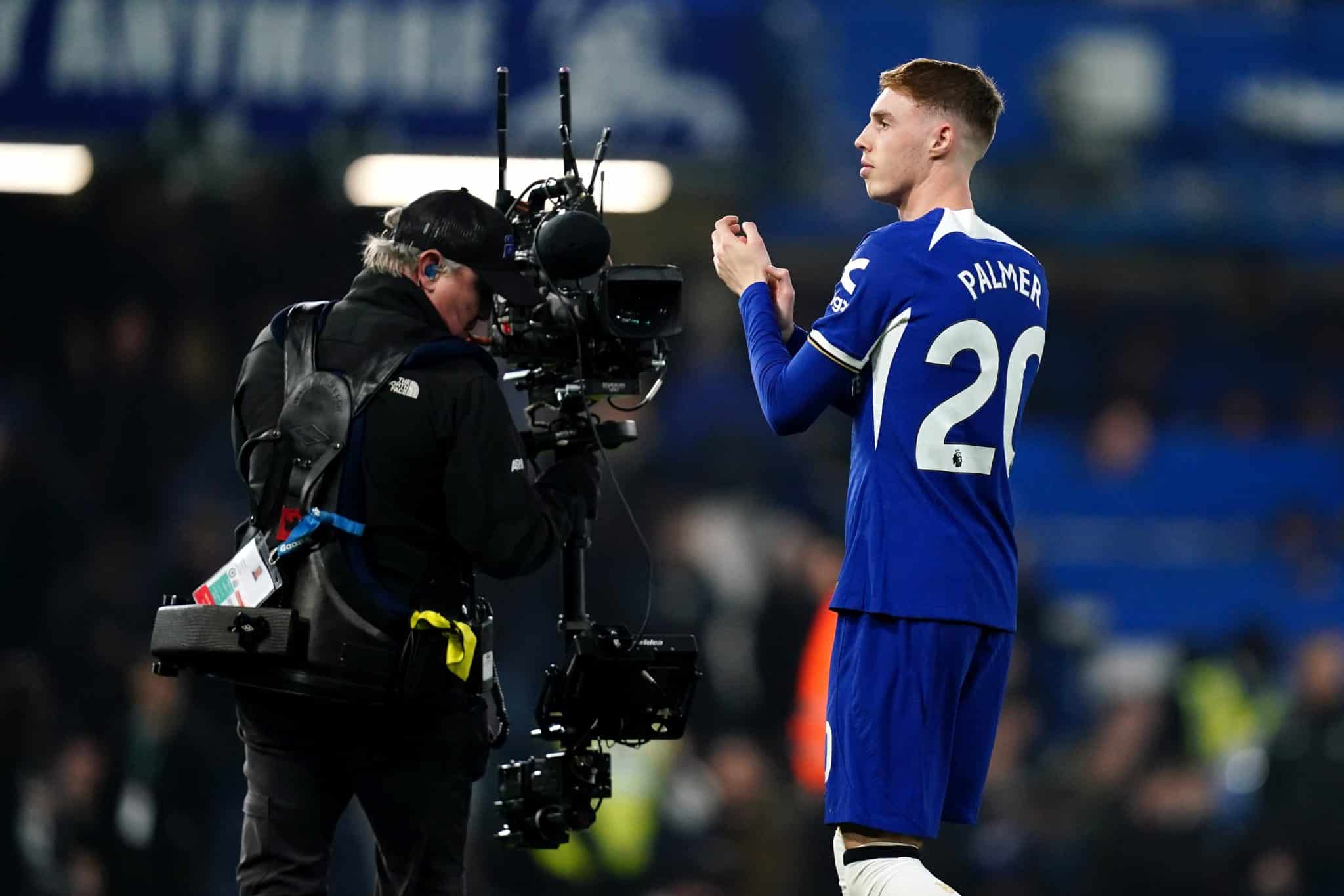 Fans react to awkward Tim Sherwood and Cole Palmer moment