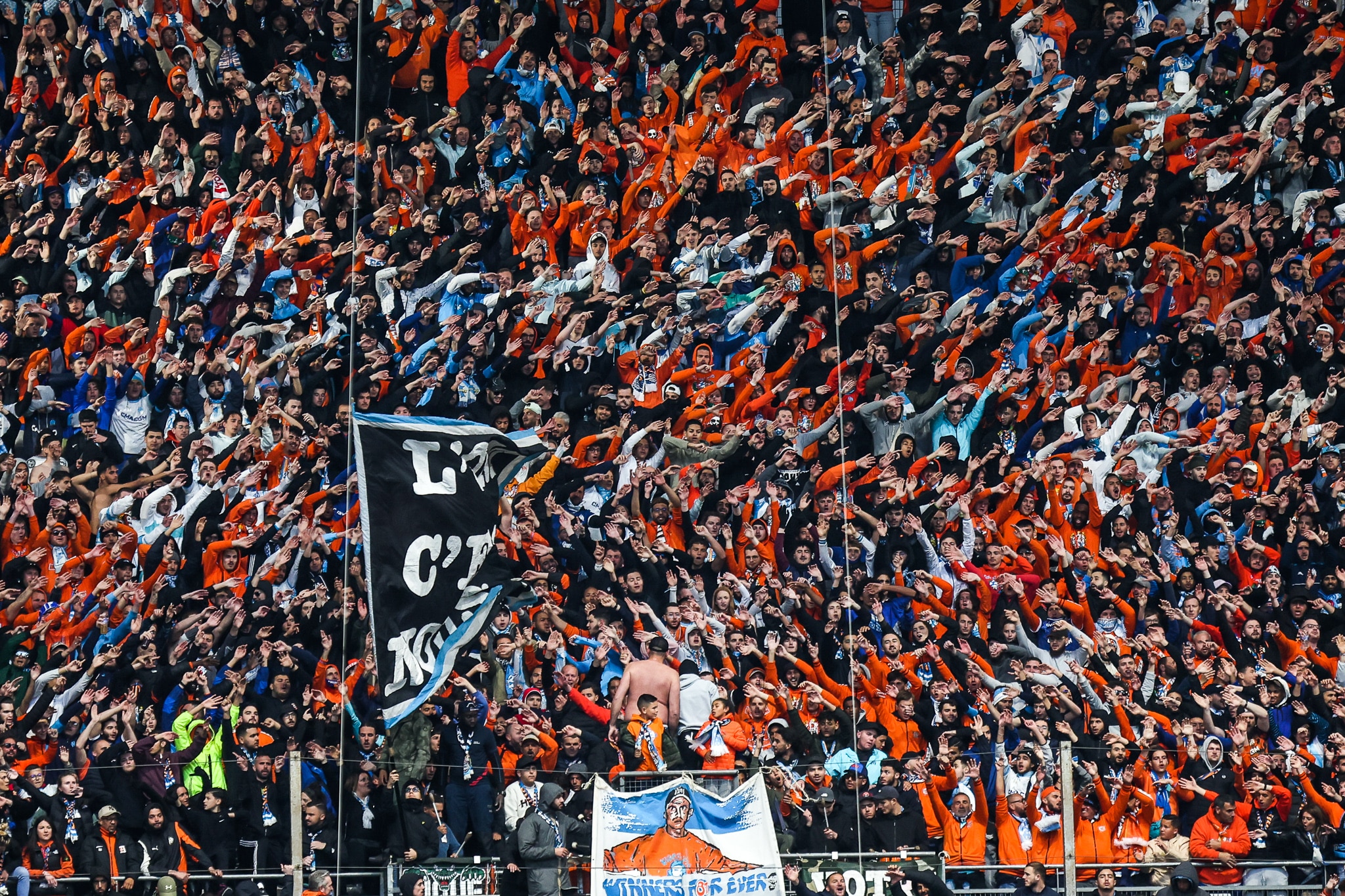 Marseille fans in fine voice for Benfica Europa League clash