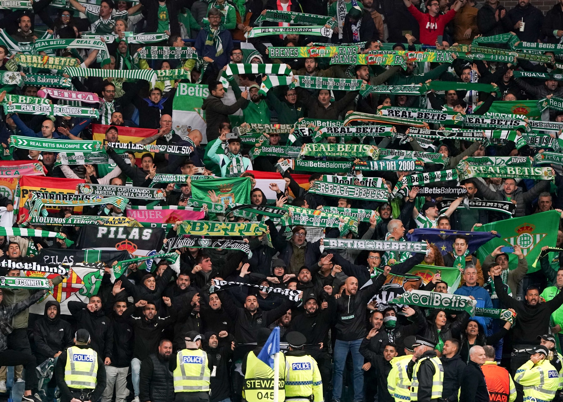 Real Betis fans produce spectacular pre-match display ahead of Seville derby