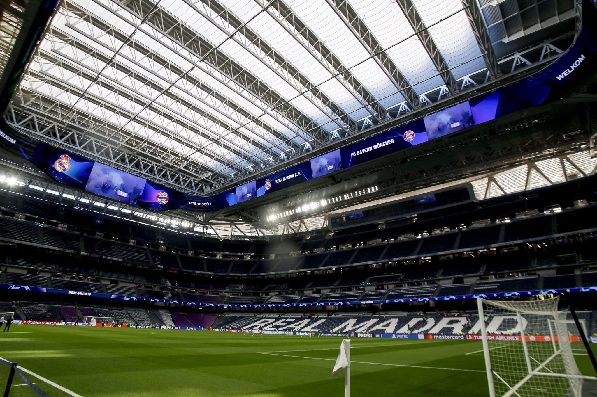 Real Madrid screening Champions League final at the Bernabéu