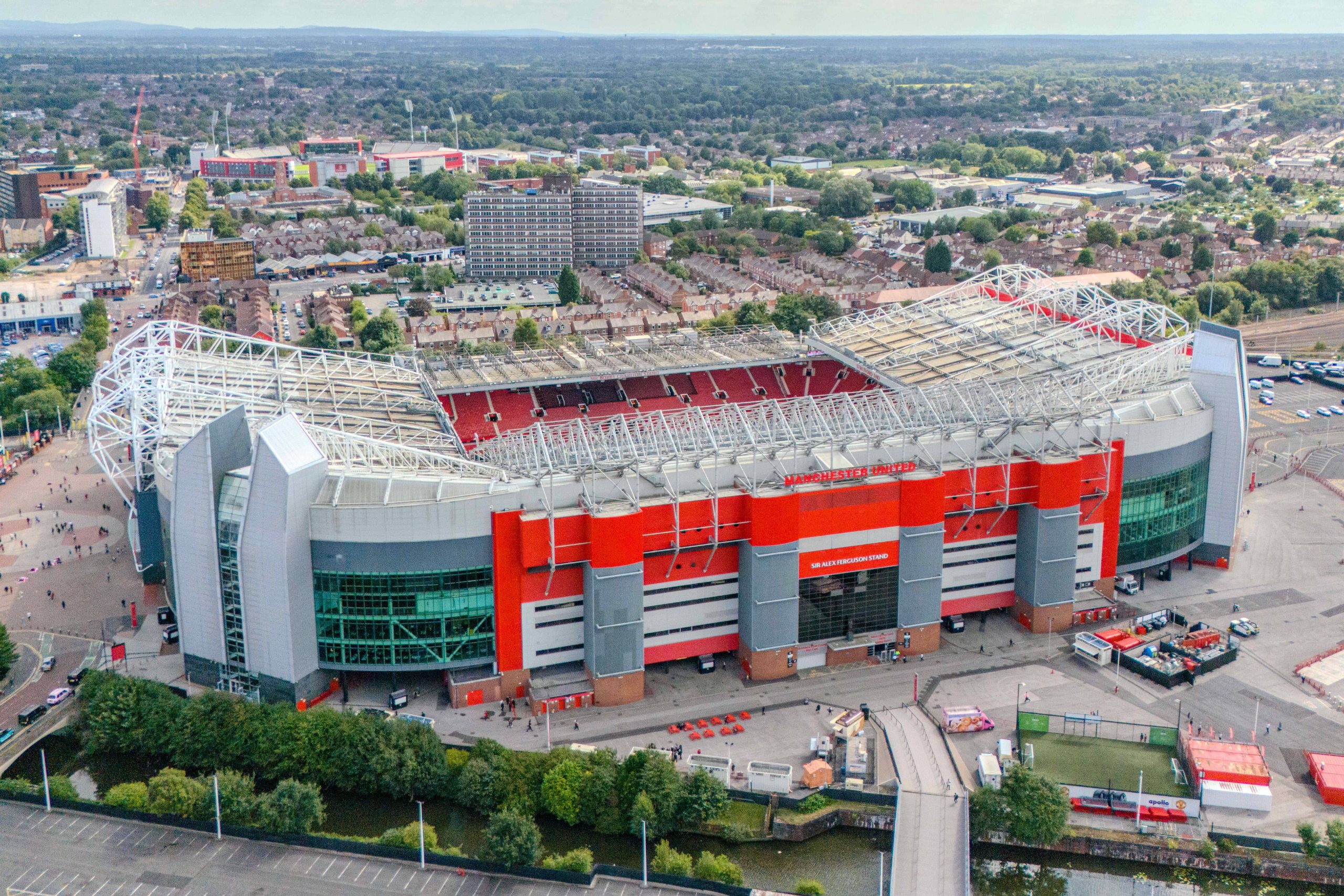 Man Utd chief provides update on the progress of new 100,000-seater stadium
