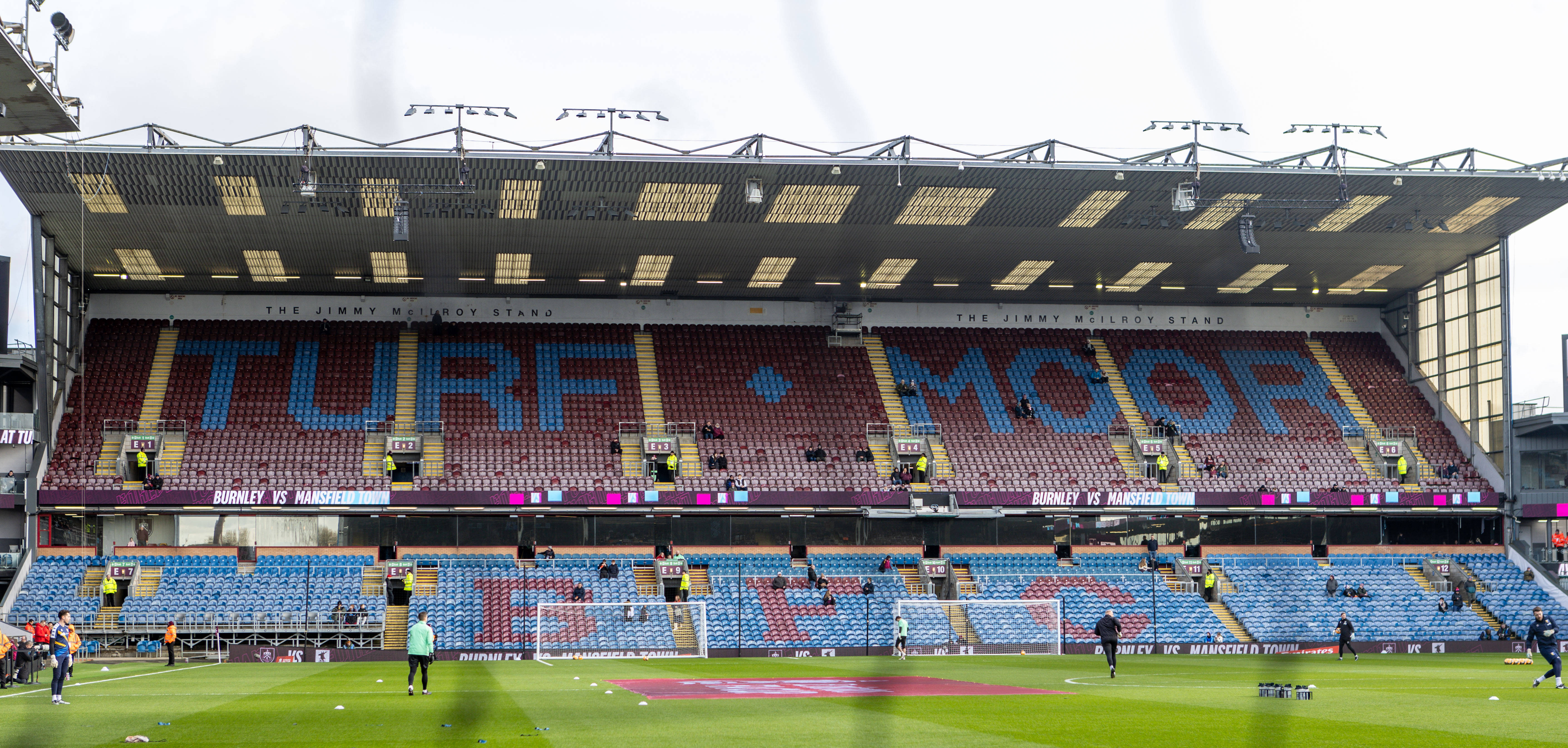 Where to Eat and Drink Near Turf Moor 2026: Best Pubs and Restaurants for Fans