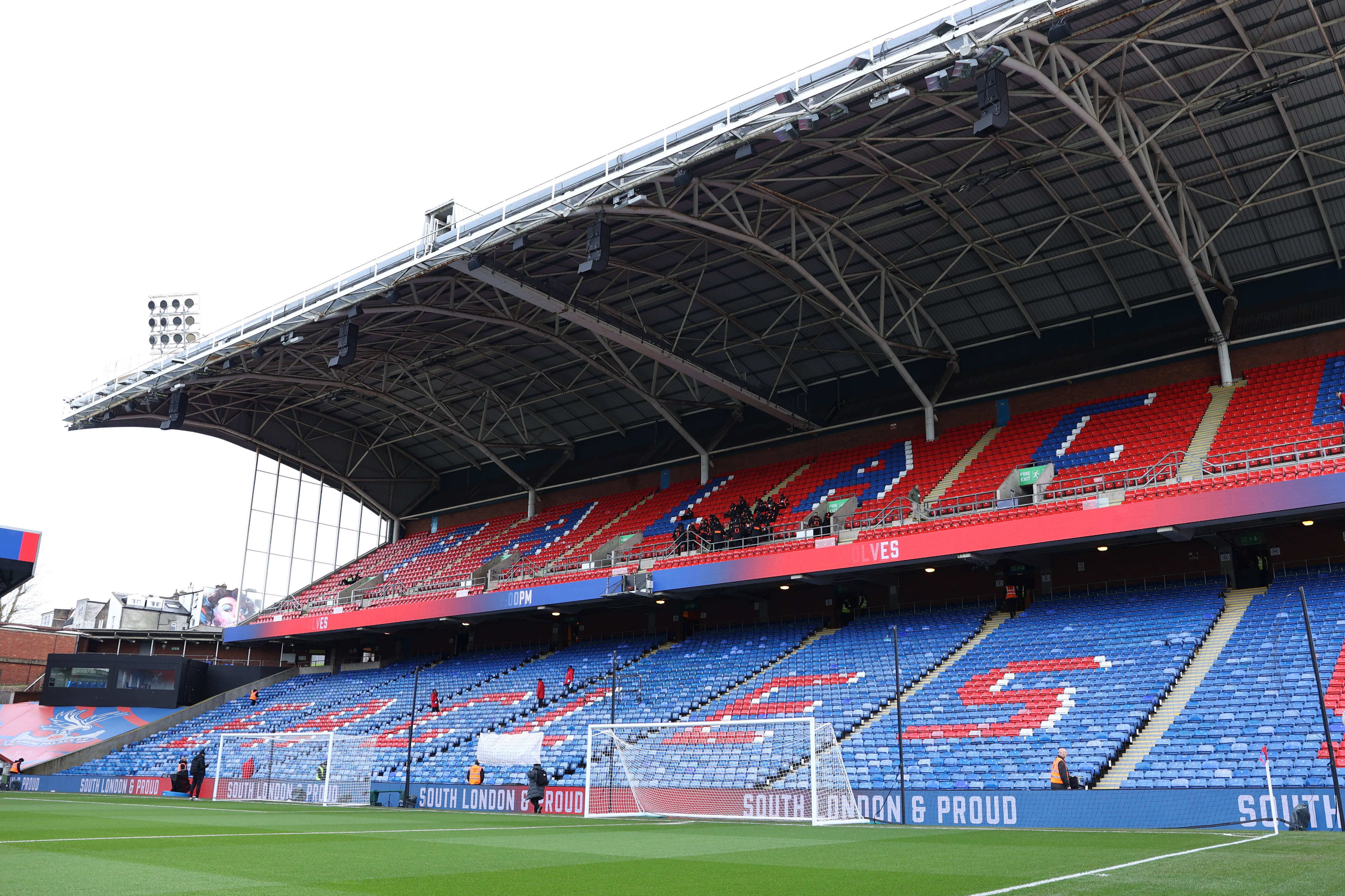 Crystal Palace fans now make their feelings about Oliver Glasner very clear with Selhurst Park banner