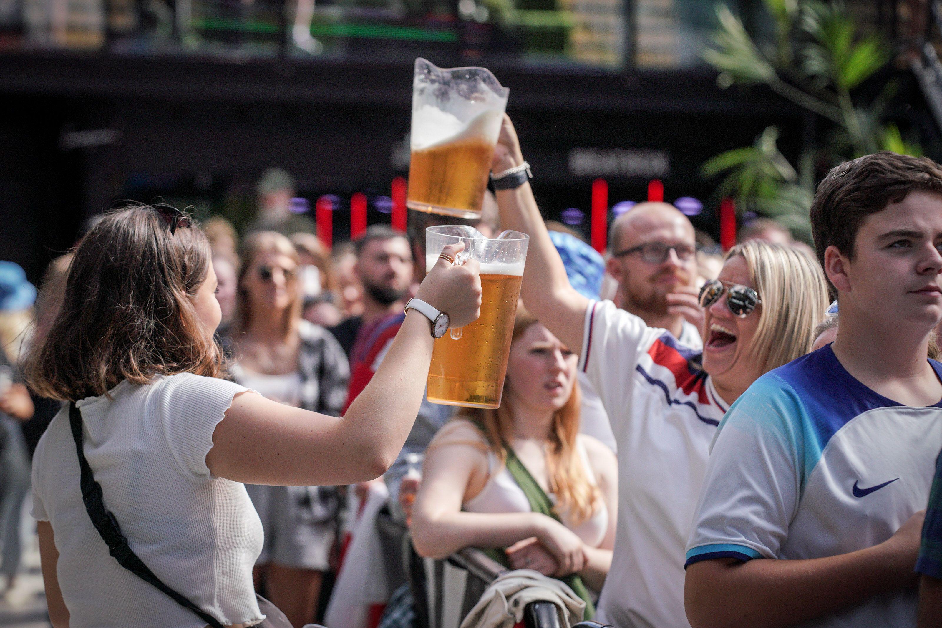How much will a pint cost at the 2026 World Cup in the USA, Mexico, Canada?