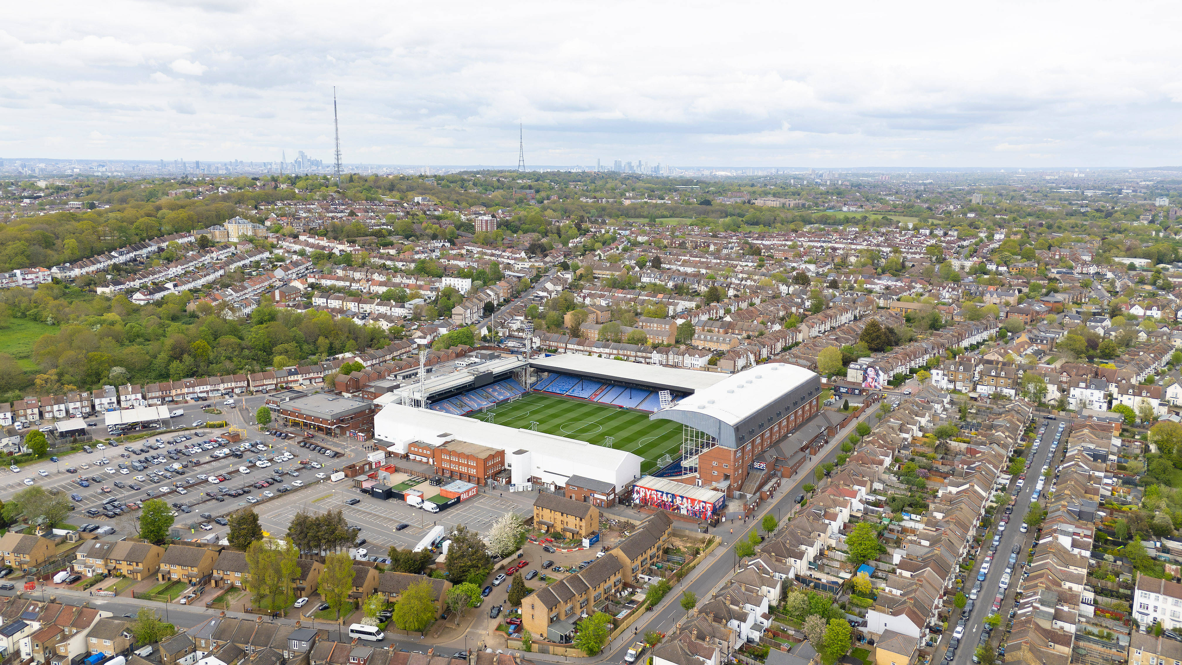 Parking Near Selhurst Park on a Matchday: Best Options, Prices and How to Book