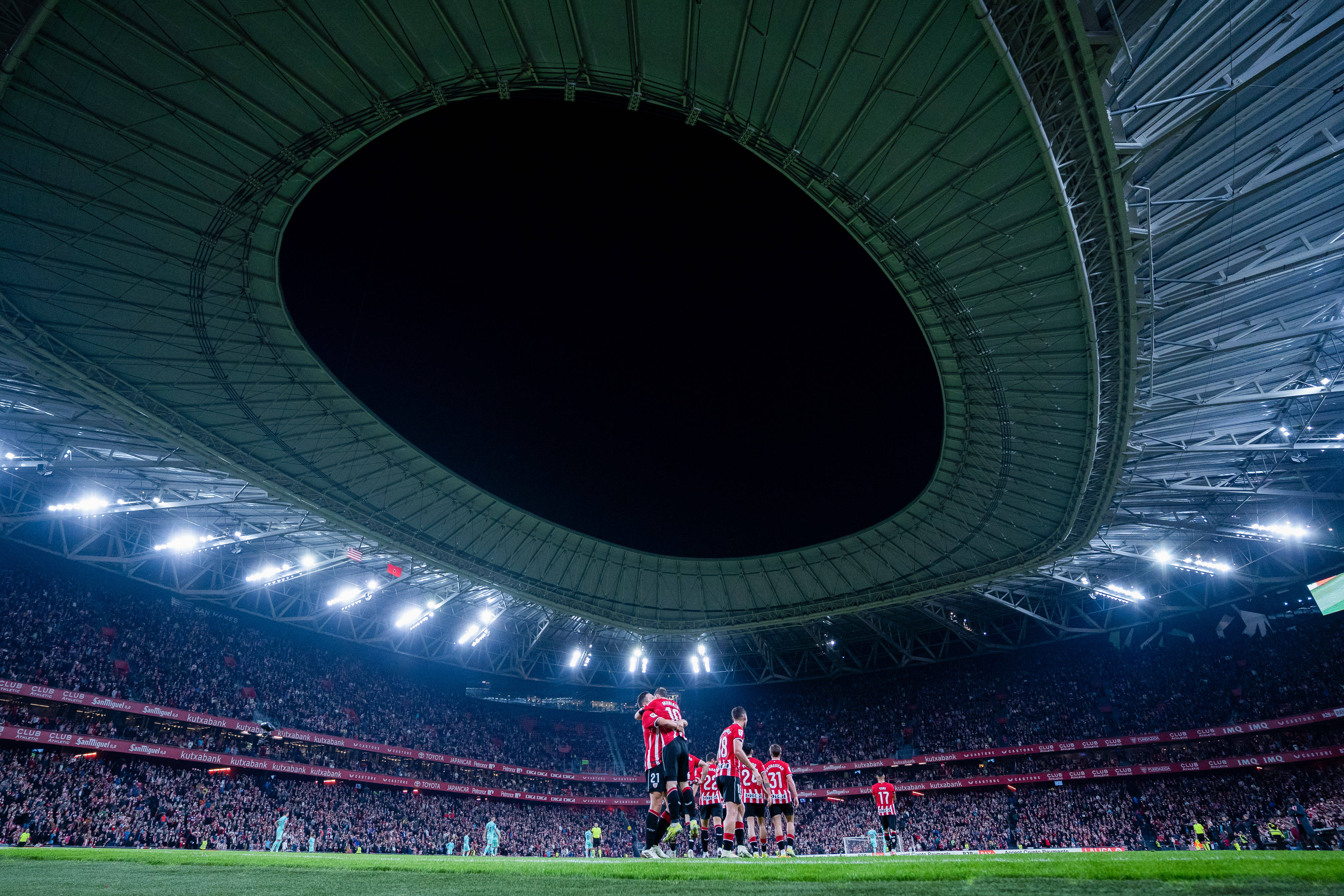 Iconic European stadium sets ‘record-breaking’ 52,327 attendance – and not because of football