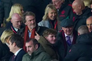 Sir Jim Ratcliffe meets with Manchester United fans for the first time