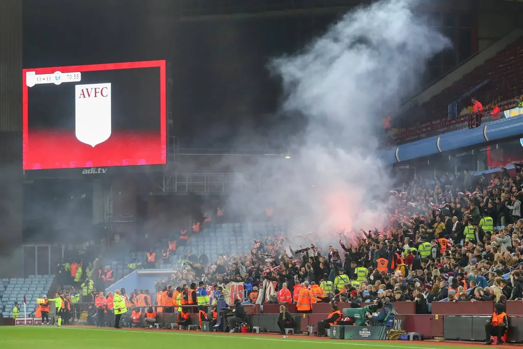 HSK Zrinsjki Mostar ultras at Aston Villa