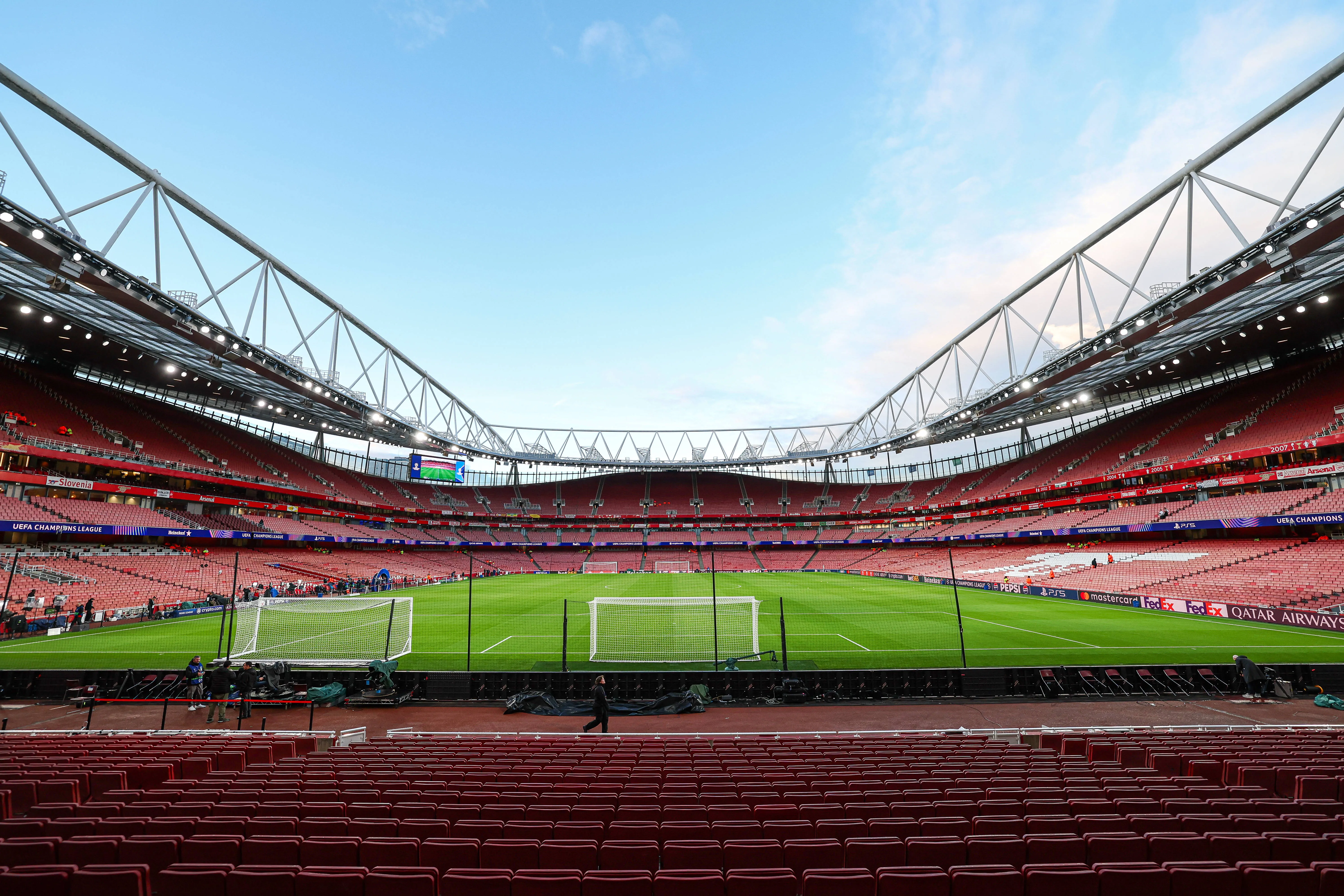 Arsenal &lsquo;lining up&rsquo; funds to push exciting Emirates Stadium expansion amid new safe standing update