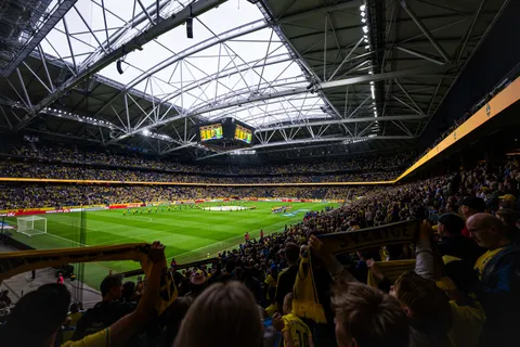 How to get to Strawberry Arena: Best ways for Man United fans to travel for Atletico Madrid pre-season friendly