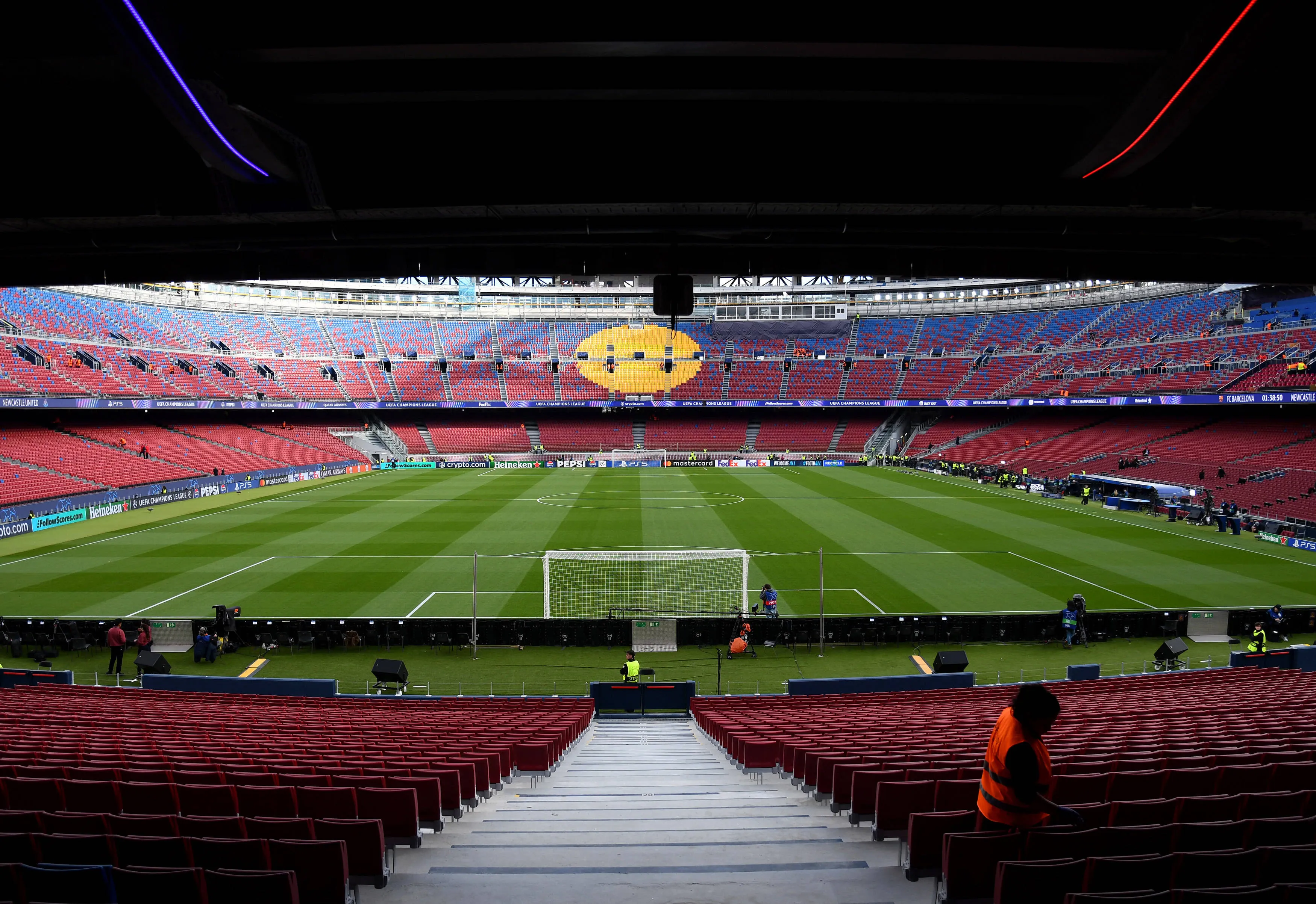 Camp Nou renovation takes big step forward as fresh footage now highlights major roof progress