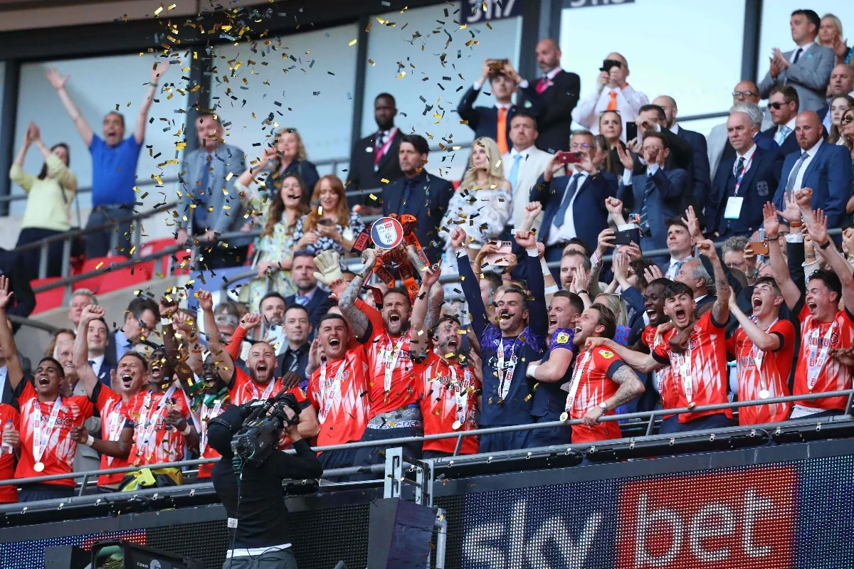 Championship playoff final