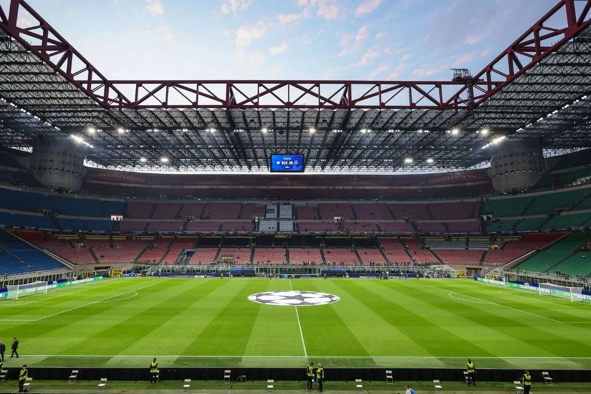 San Siro on a Champions League night