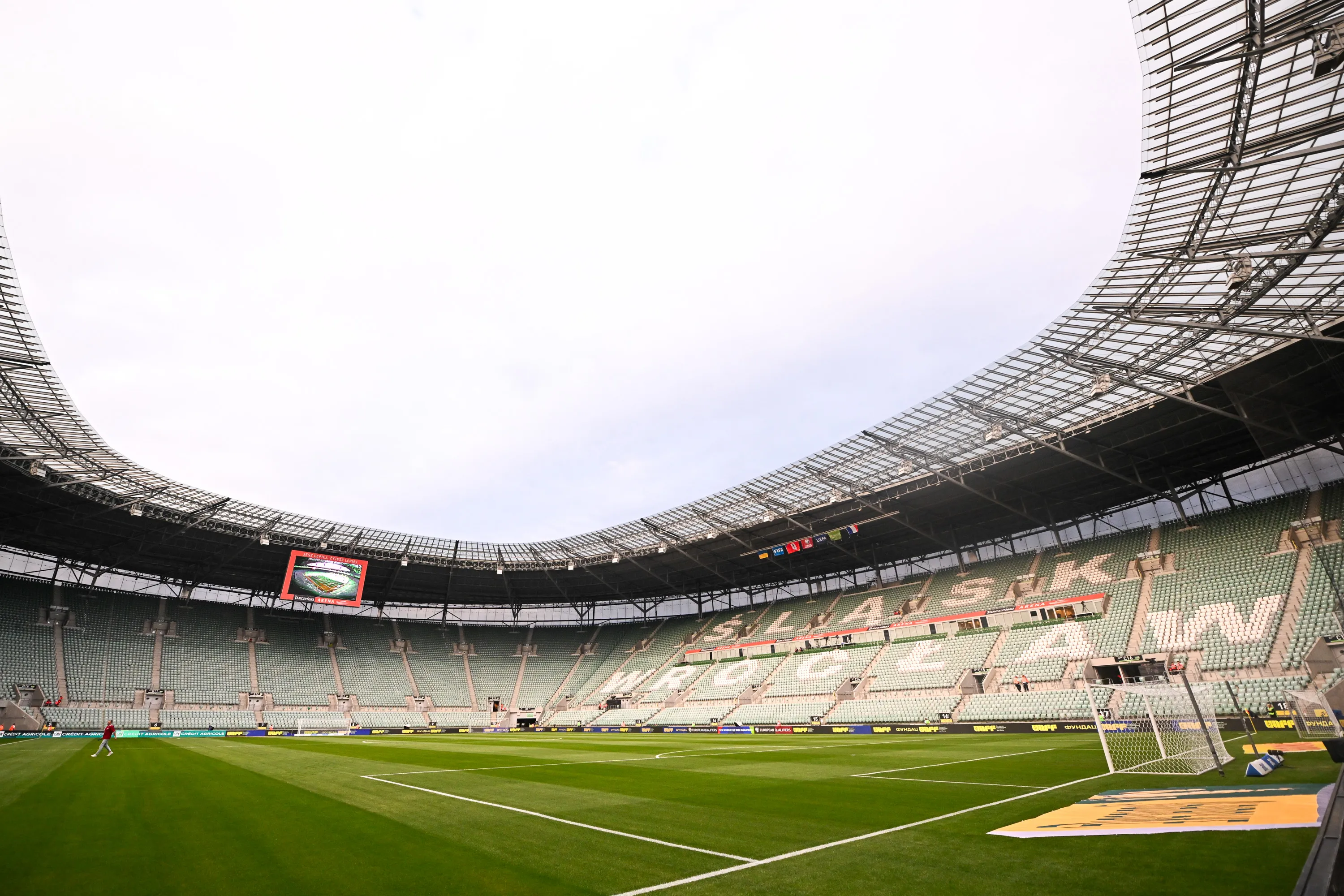 How to get to Wroclaw Stadium: Best ways for Man United fans to travel for AC Milan pre-season friendly