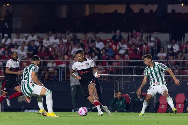 Estadio Cicero Pompeu de Toledo