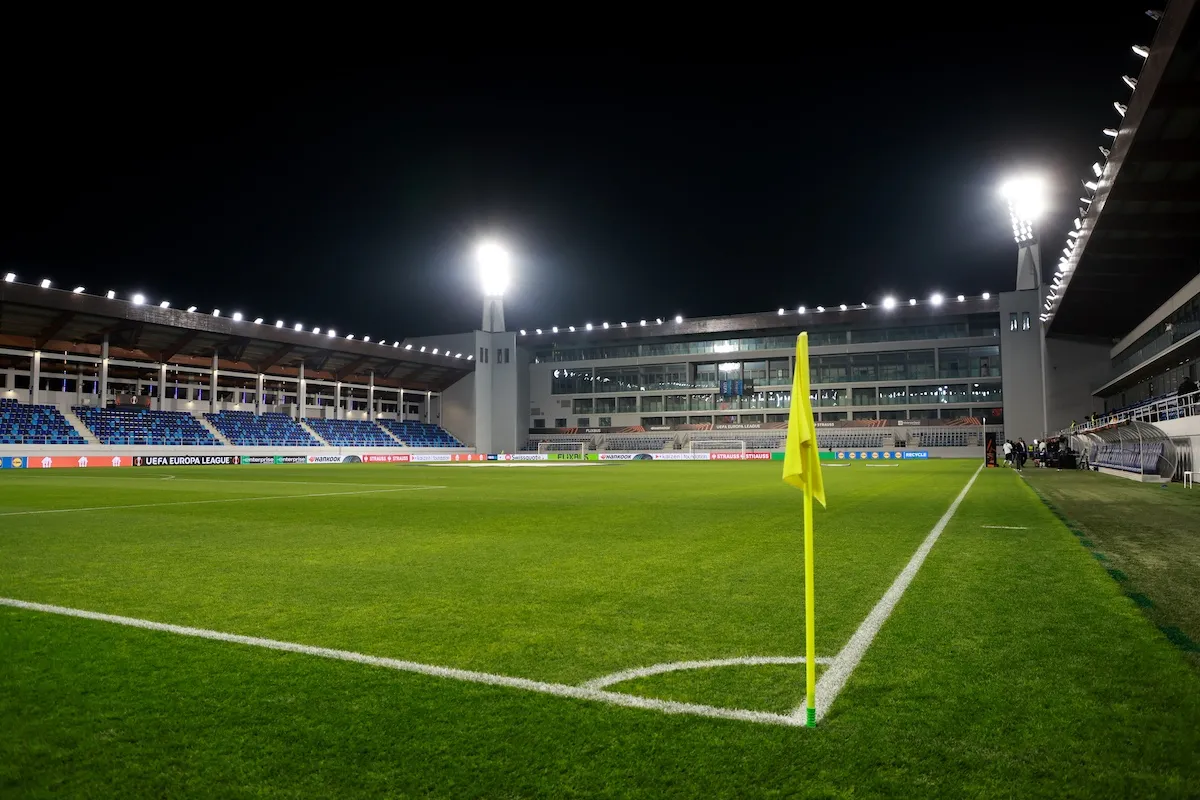 Who are Leeds United&rsquo;s biggest rivals? The Whites&rsquo; top five fiercest football rivalries