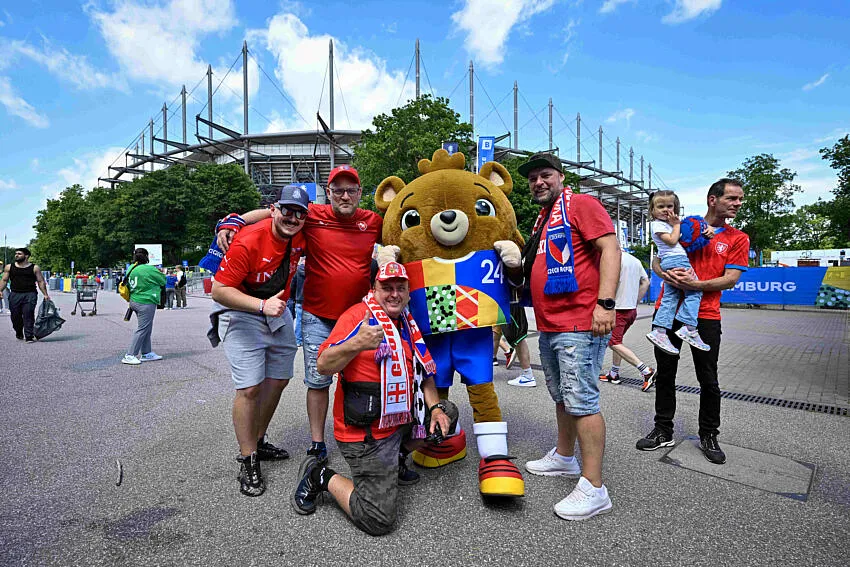 Solo Saxophonist at Euro 2024
