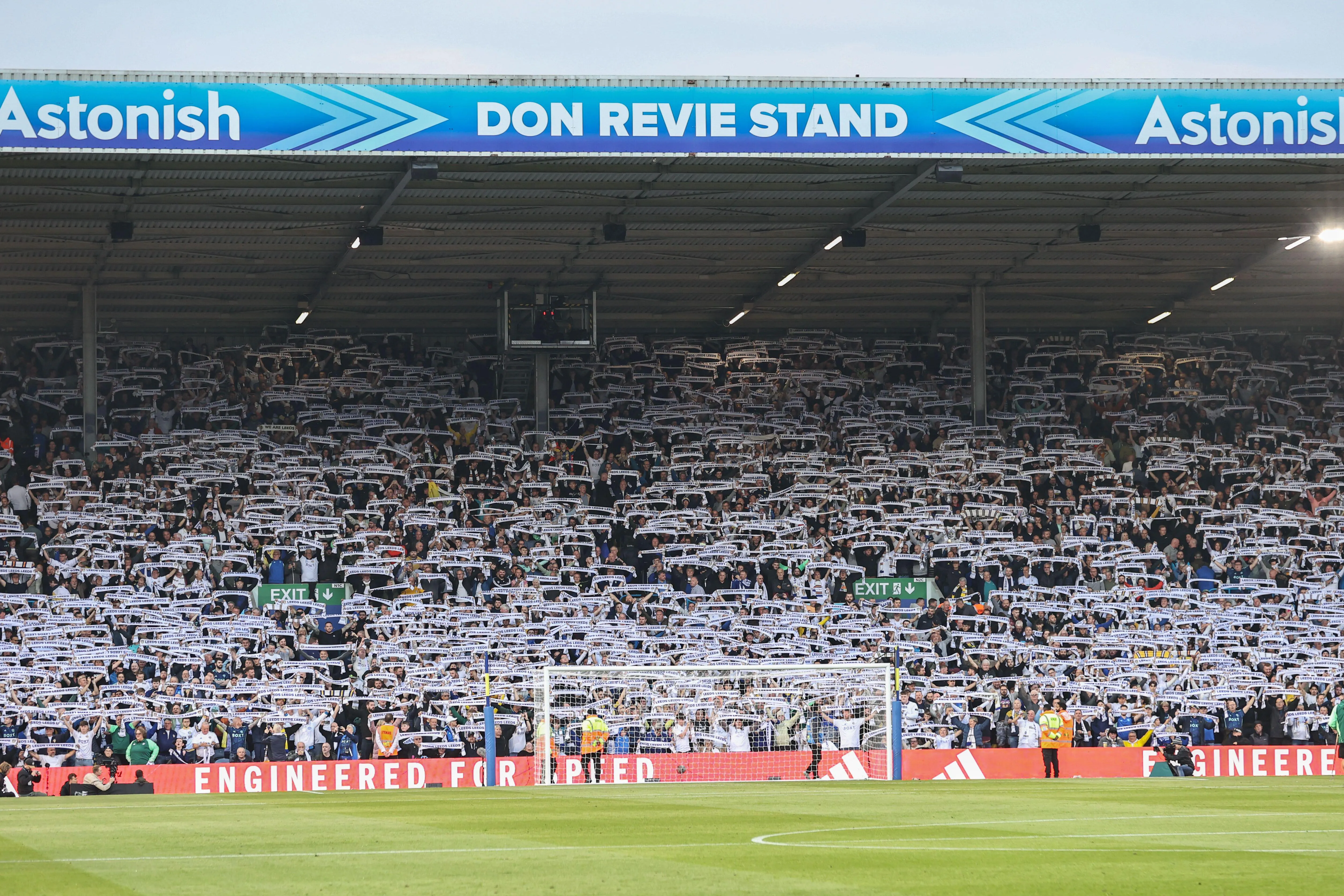 Elland Road atmosphere