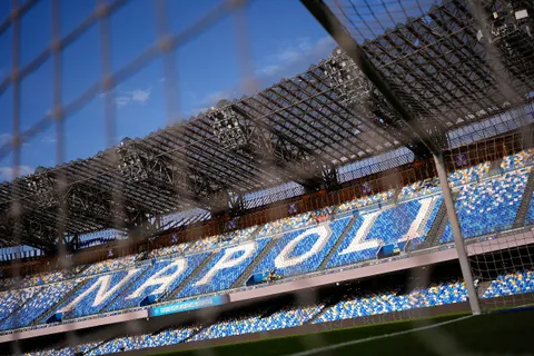 Where to eat and drink in Napoli: Best pubs and restaurants for Arsenal fans