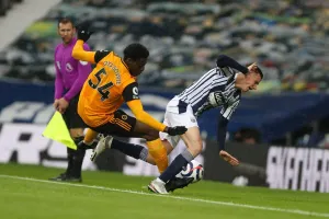 Black Country Derby: Fan trouble temporarily postpones fierce FA Cup clash