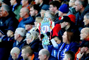 Hilarious Chesterfield fans make the most of Wealdstone trip
