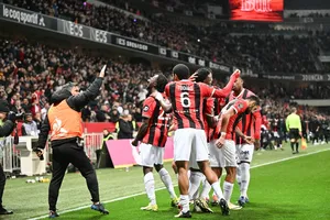 Man Utd transfer target in ugly altercation with fans