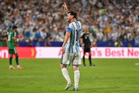 Watch: Lionel Messi chant stops match as Argentinian fans honour legend after retirement