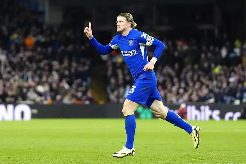 Chelsea unveiled an incredible Conor Gallagher tifo against Tottenham