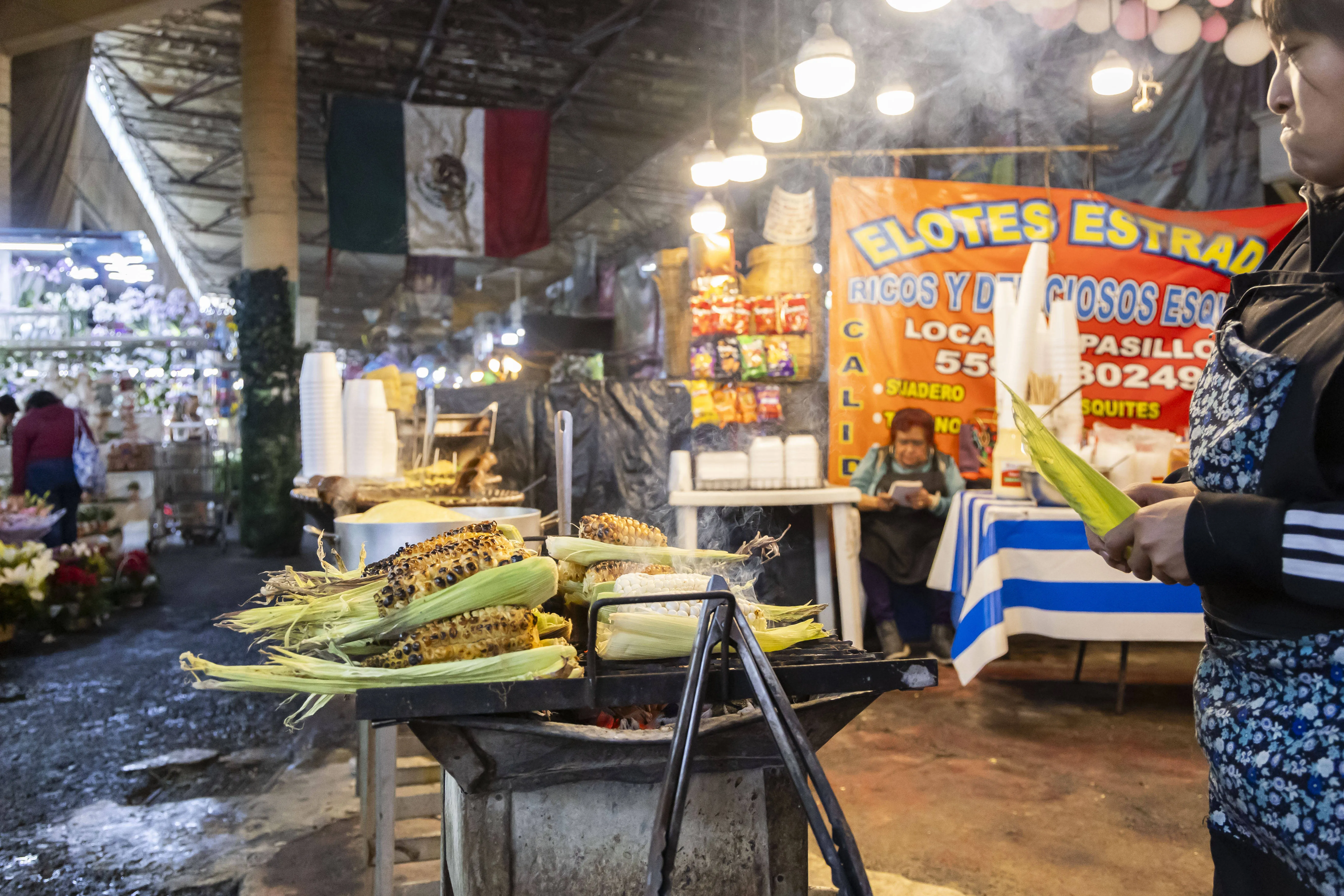 Mexican street food Elotes in Mexico City