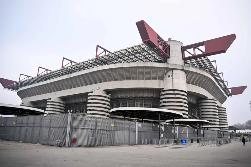 General view outside the San Siro