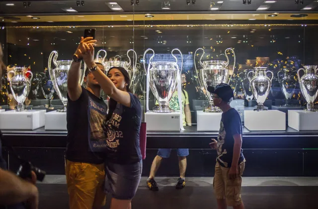 Santiago Bernabeu tour