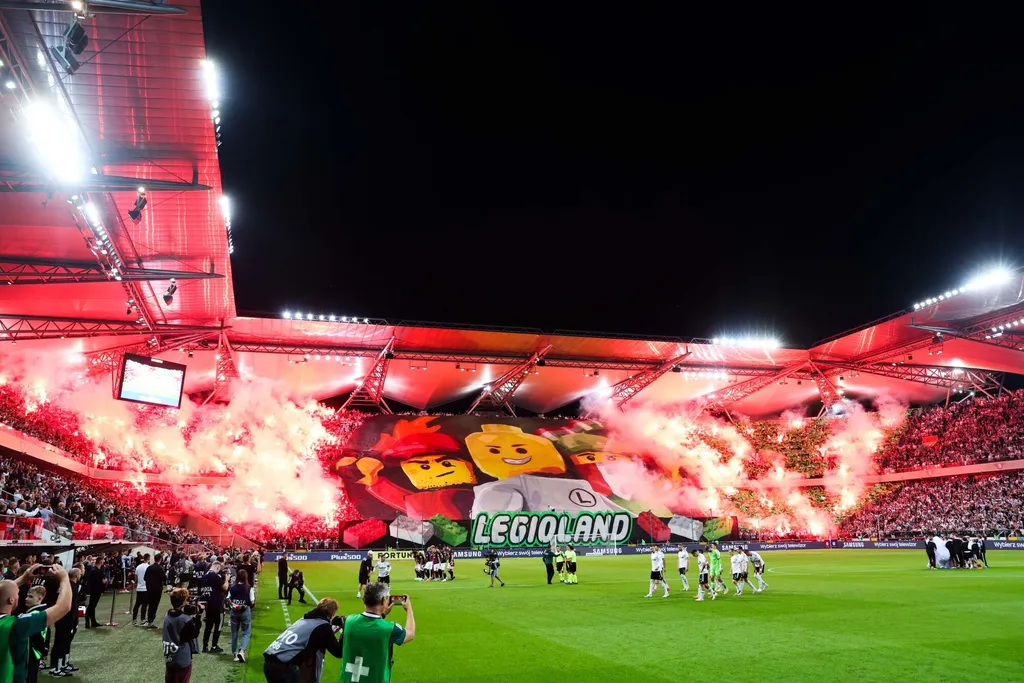 Legia tifo