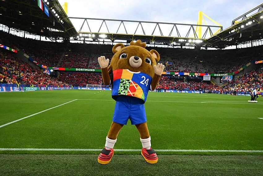 Pint glass at Euro 2024