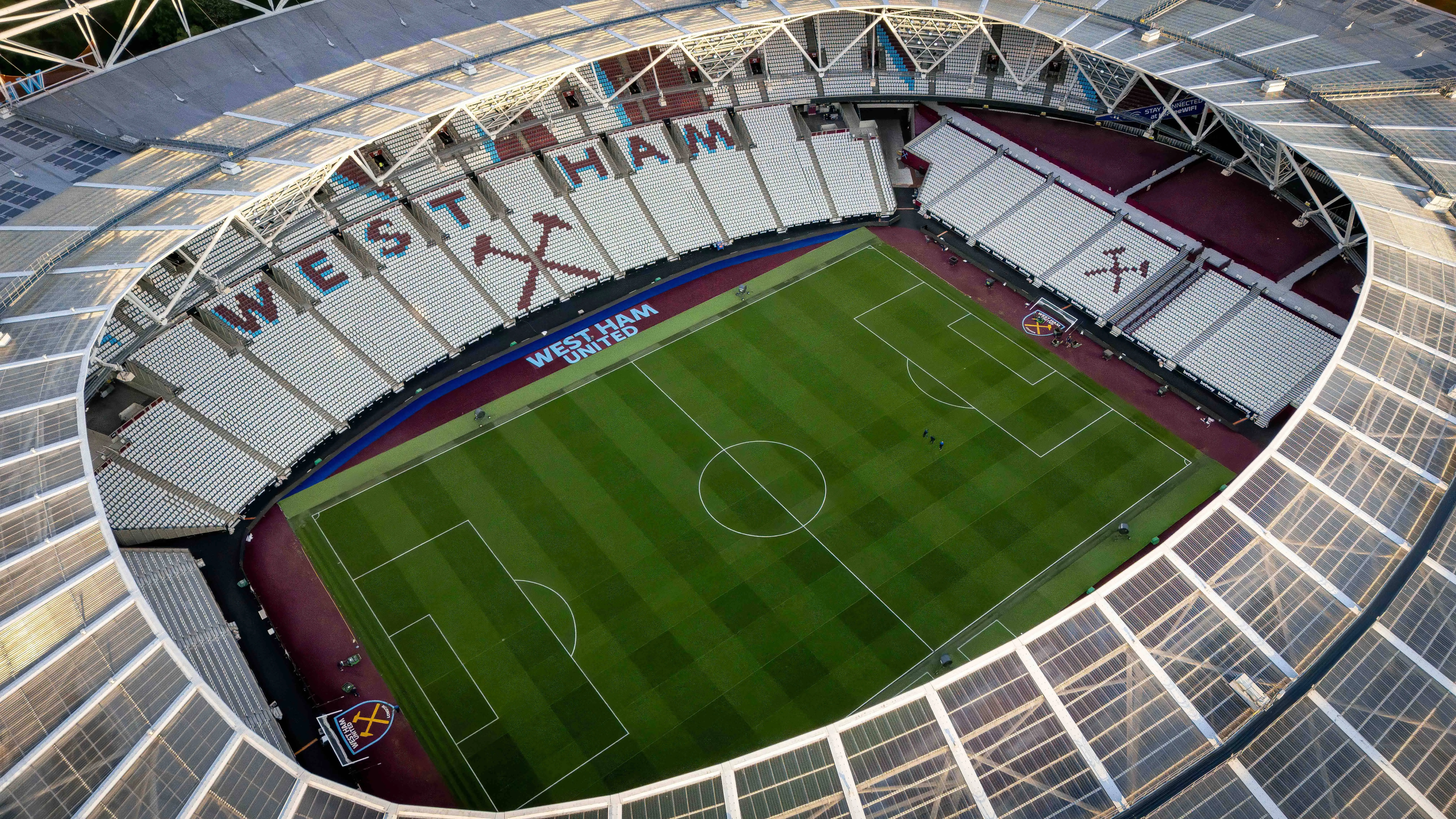 Parking Near London Stadium on a Matchday: Best Options, Prices and How to Book