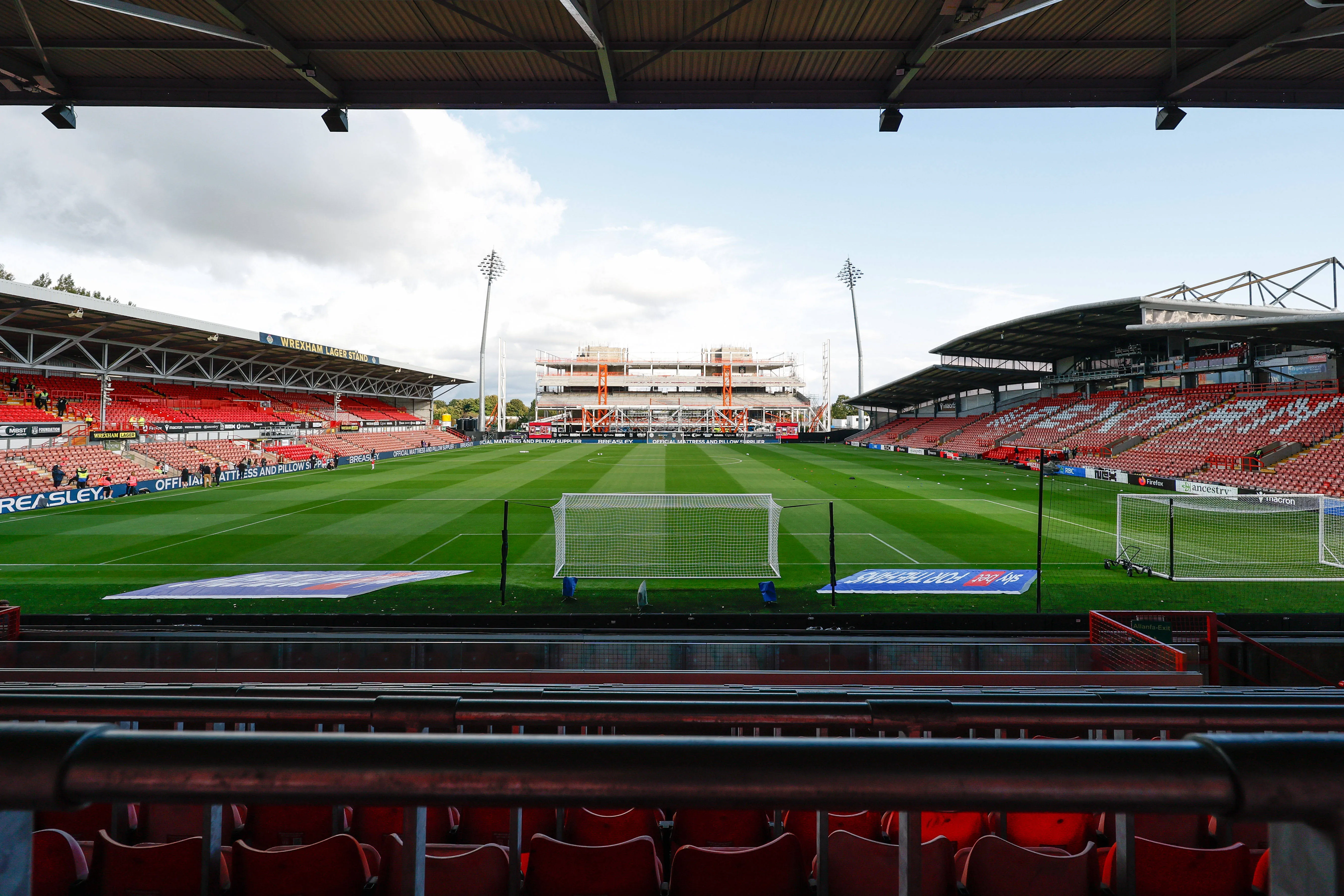 Fresh Racecourse Ground footage highlights Kop Stand roof update hours before Wrexham vs Burnley