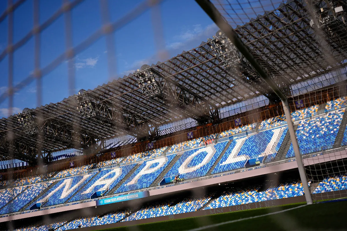 Where to eat and drink in Napoli: Best pubs and restaurants for Arsenal fans