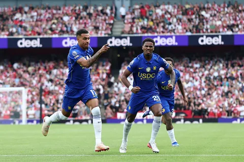 How Morgan Rogers reacted to Arsenal &ldquo;big club&rdquo; chant in Chelsea match