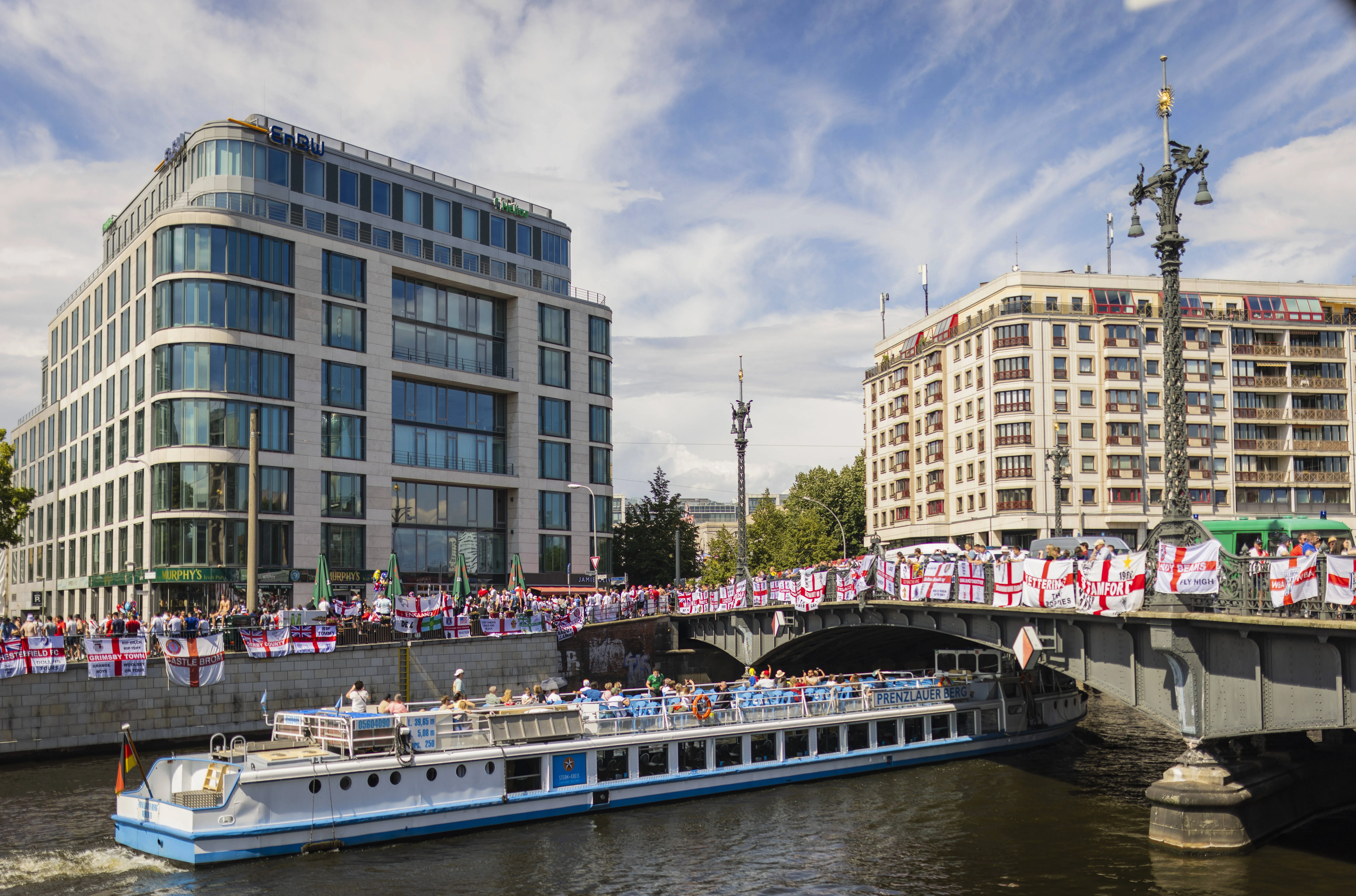 England fans are expected to travel to the 2026 World Cup in their numbers