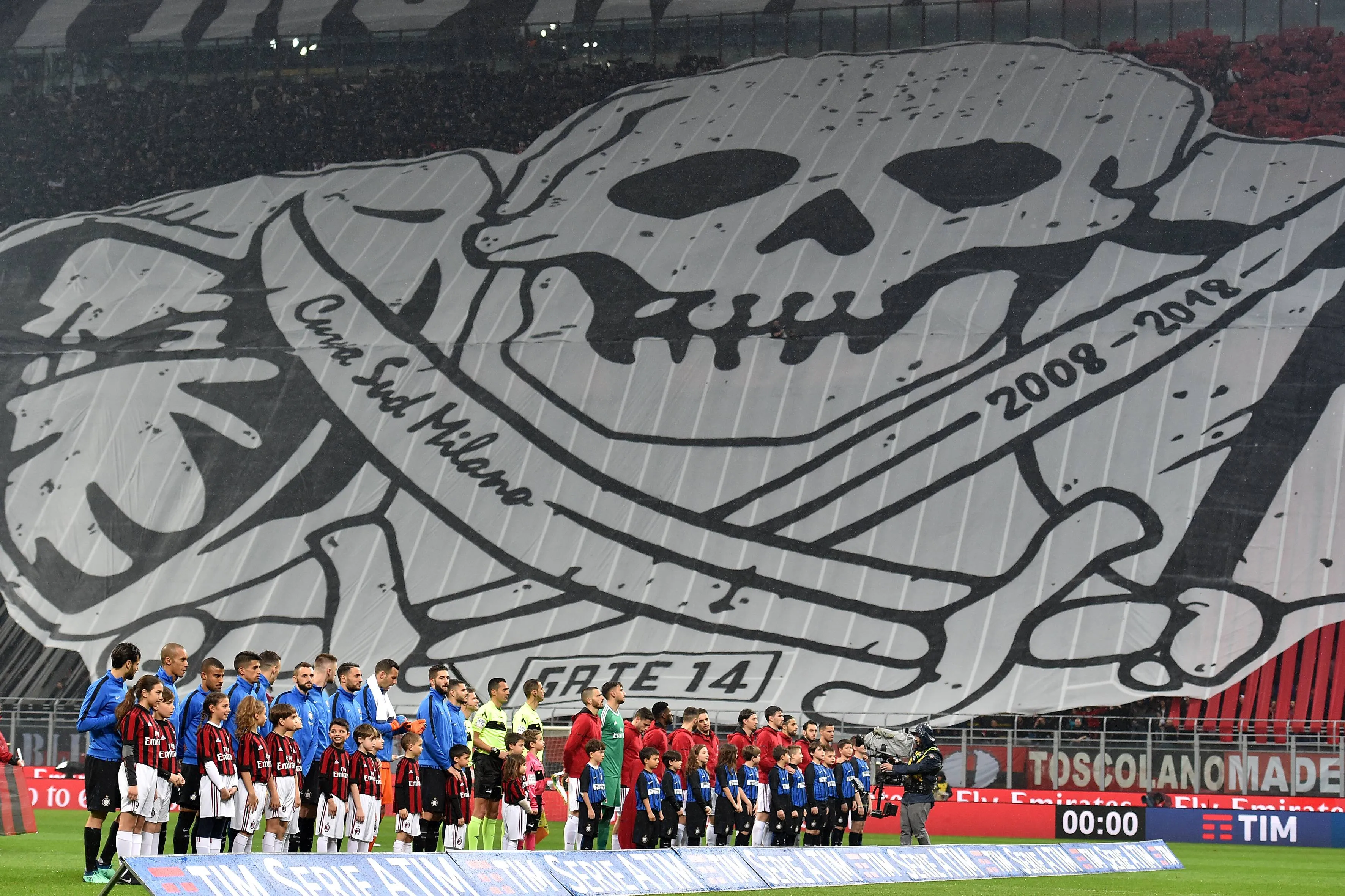 AC Milan vs Inter Milan tifo at the San Siro