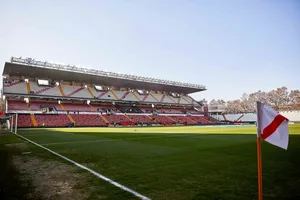 Rayo Vallecano fans protest proposed stadium move