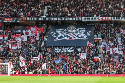 What Man Utd fans chanted to an emotional Casemiro at Old Trafford after 2-1 win vs Brentford