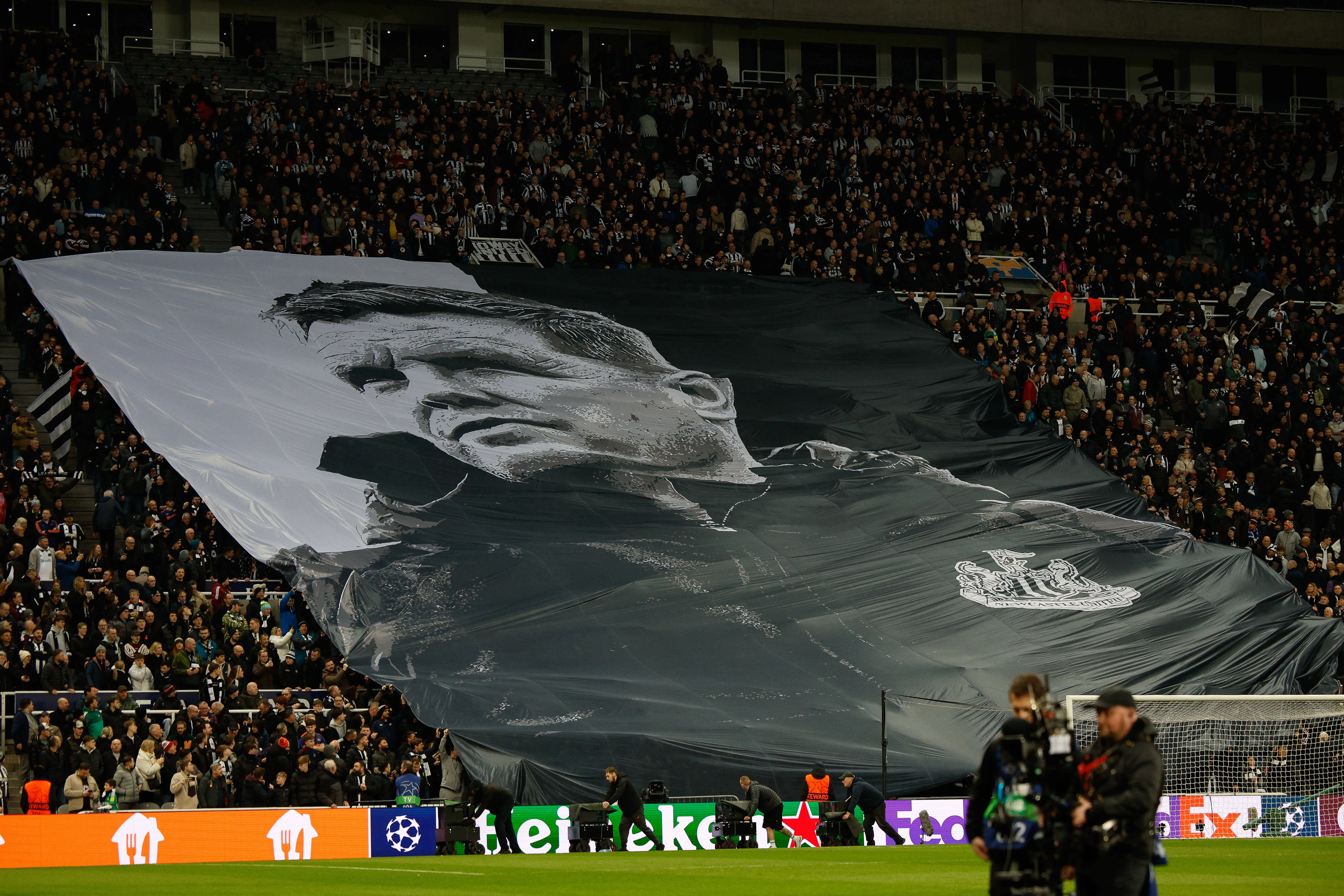Eddie Howe flag display