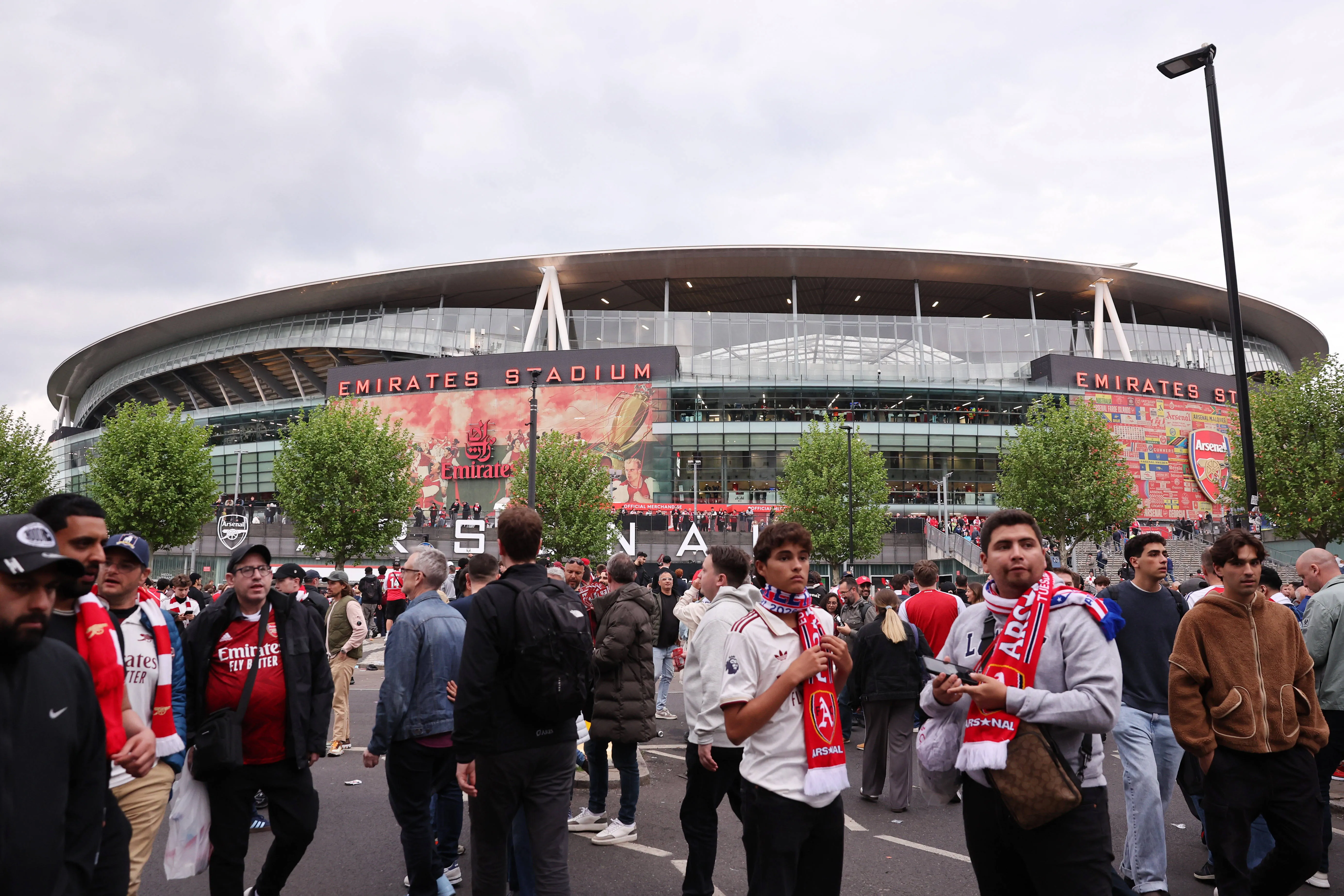 Arsenal fans given update on 37,000-capacity Emirates Stadium screening for Champions League final