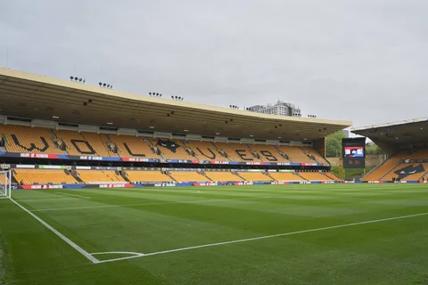 Molineux Stadium Tour Guide: Tickets, Prices, What&rsquo;s Included and FAQs
