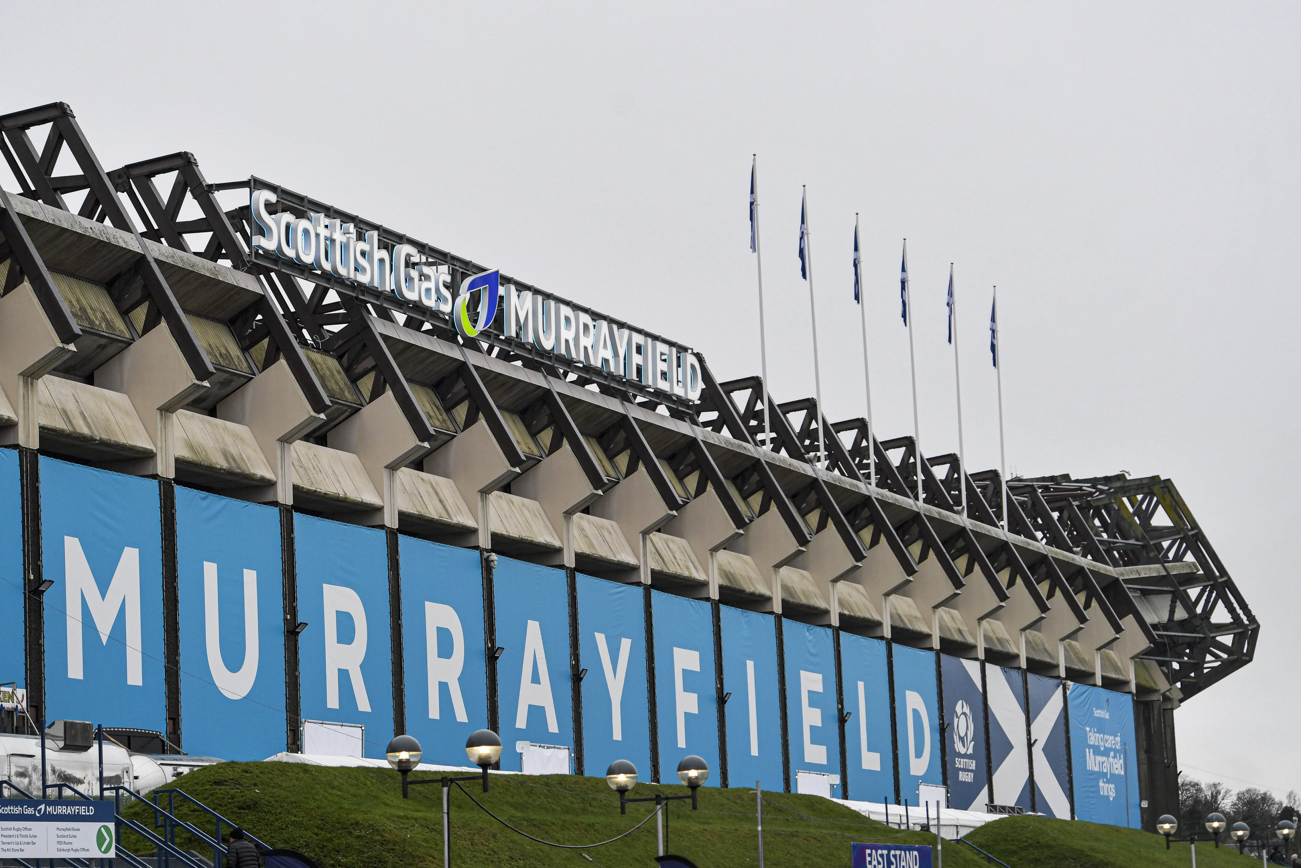 Newcastle United and Everton supporters join forces to slam &lsquo;excessive&rsquo; pre‑season ticket prices